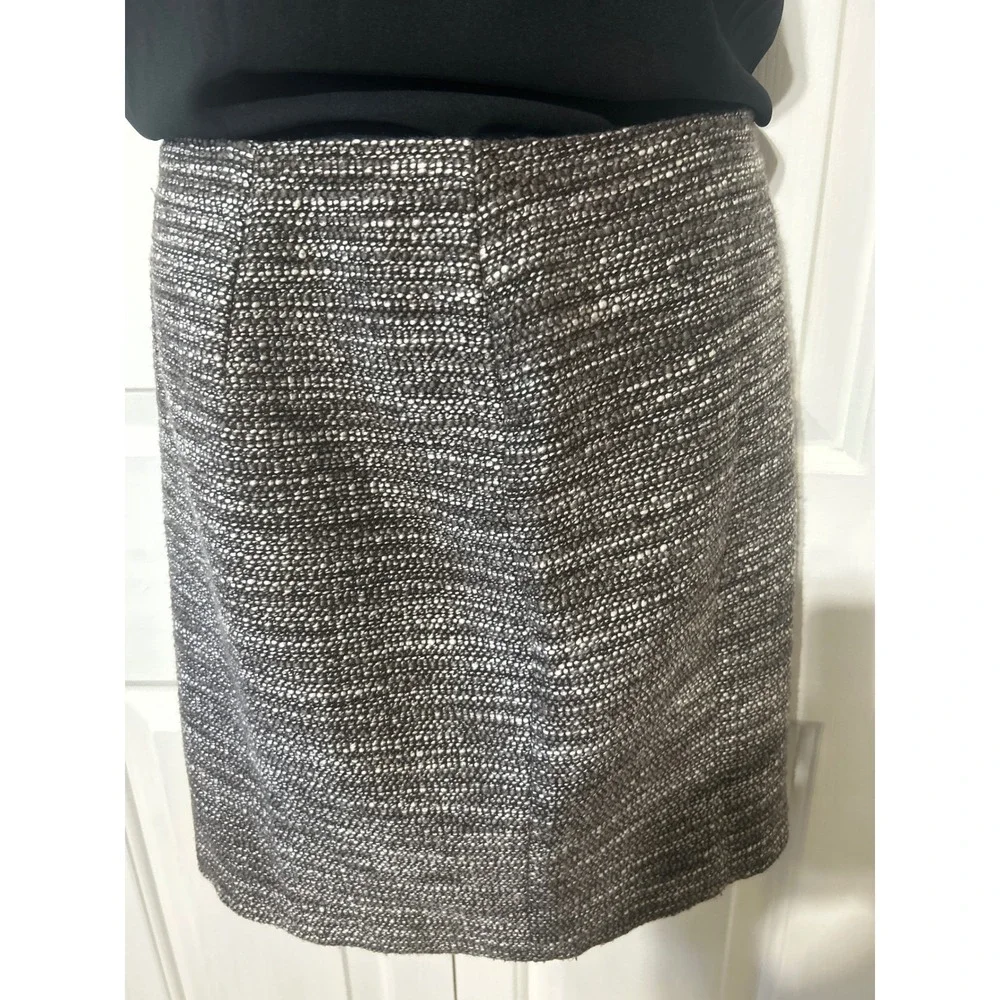 Ann Taylor Gray Tweed‎ Pencil Skirt Size 2 Textured Lined Professional Business